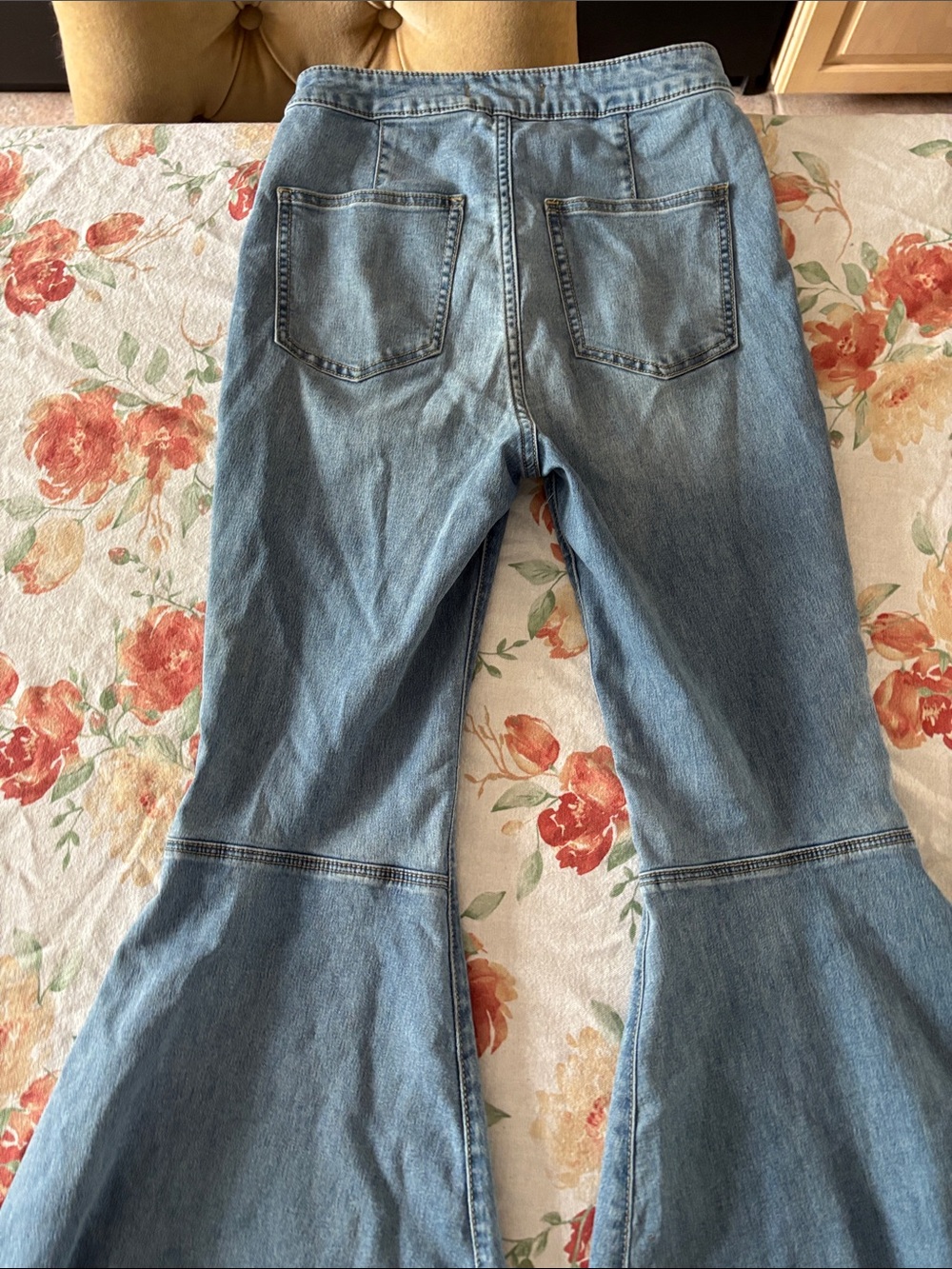 Free People Ladies Light Blue High-Rise Flare Jeans-28 - Picture 7 of 7